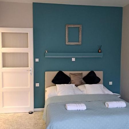 Eper Apartman Szeged Eksteriør billede