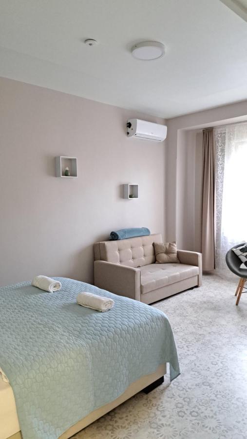 Eper Apartman Szeged Eksteriør billede